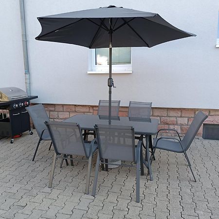 Ferienwohnung Am Rathaus Landstuhl Exterior foto